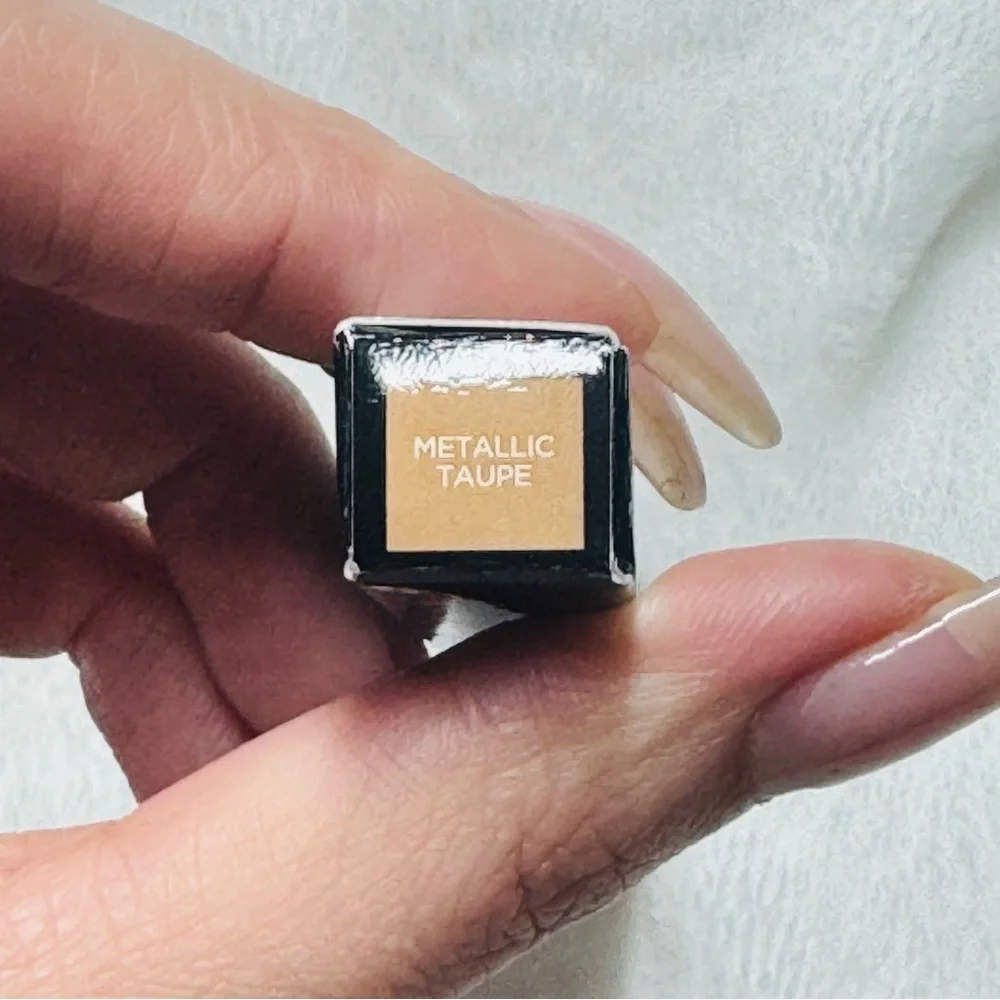 laura mercier new box